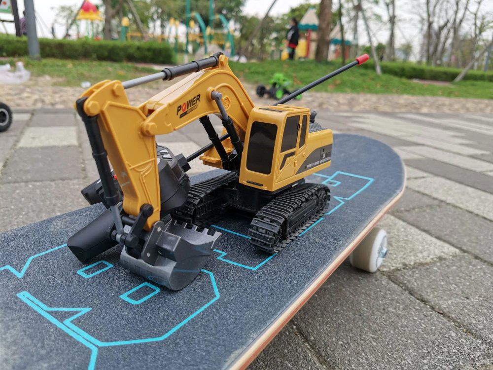 Hapybas WDS-RCT022 1:24 RC Excavator Toy