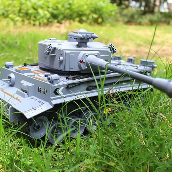 TR-07 RC Battle Tank German Panther Type G Hobby Toy - Image 5