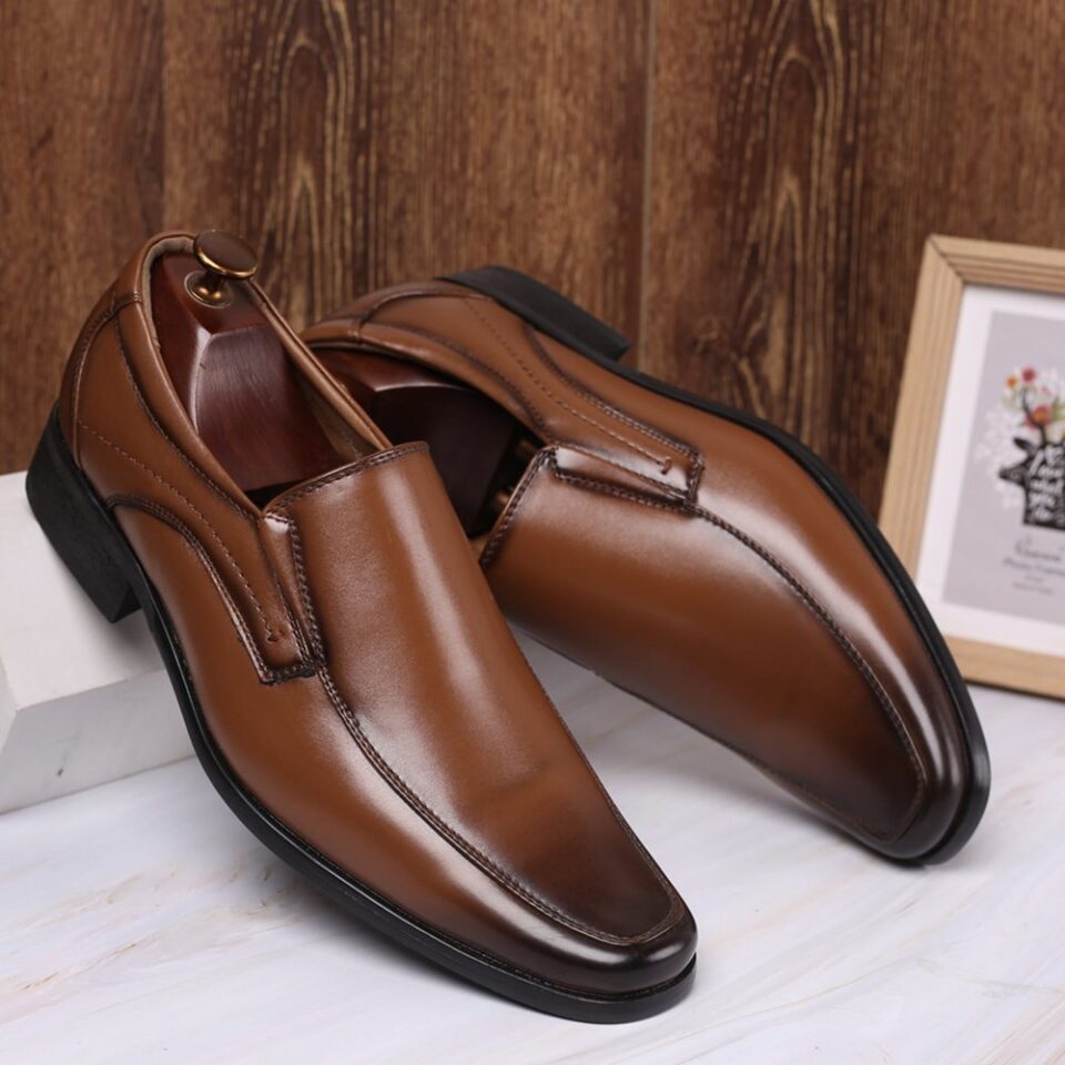 Castaway C9062 Classic Business Men's Dress Shoes Auburn