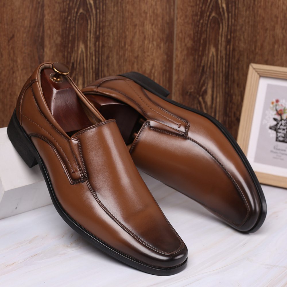 Castaway C9062 Classic Business Men's Dress Shoes Auburn