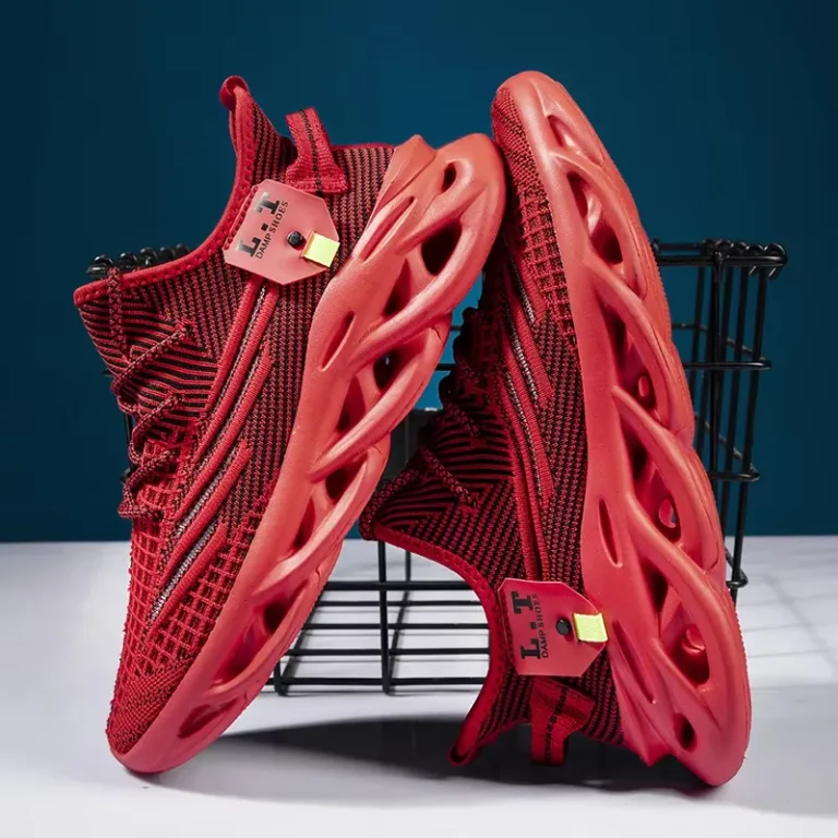 L.T Damp Shoes Red