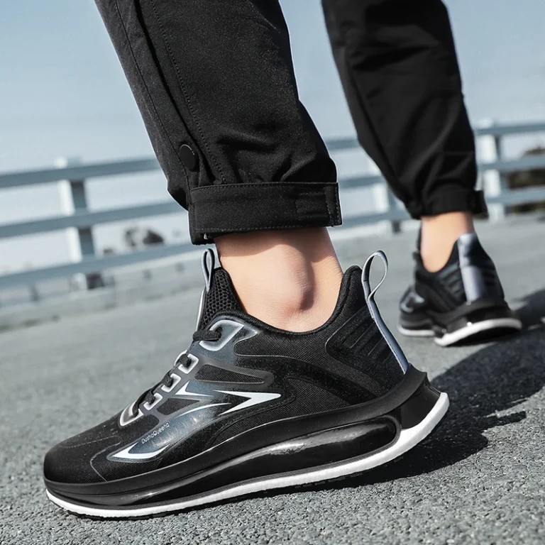 DushaQueena Anti Slip Running Shoes - Black