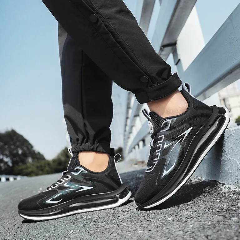 DushaQueena Anti Slip Running Shoes ฺBlack