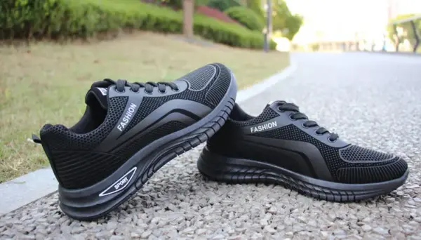 YBQJOO Men’s Breathable Casual Sneakers - Black